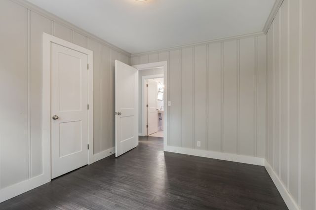 2129 Crystal Dr, Nashville, TN 37210