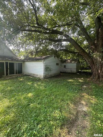 521 NE ROCK ISLAND Avenue, Peoria, IL 61603