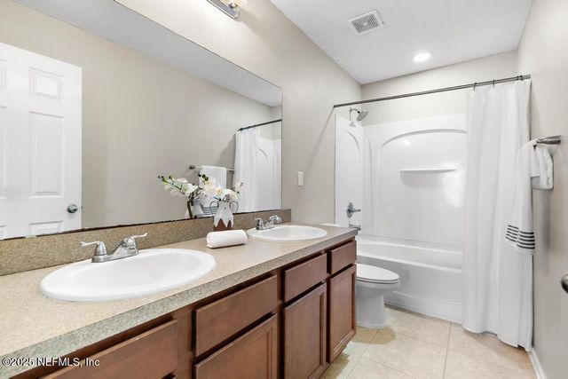 132 BRENTLEY Lane, Orange Park, FL 32065