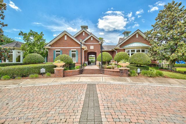 132 BRENTLEY Lane, Orange Park, FL 32065