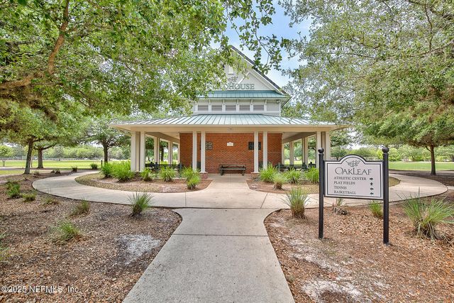 132 BRENTLEY Lane, Orange Park, FL 32065