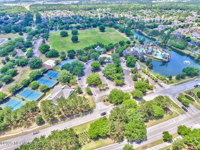 132 BRENTLEY Lane, Orange Park, FL 32065