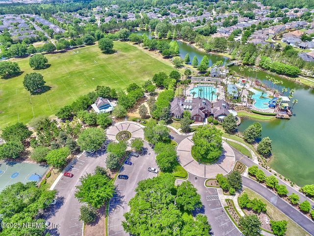 132 BRENTLEY Lane, Orange Park, FL 32065