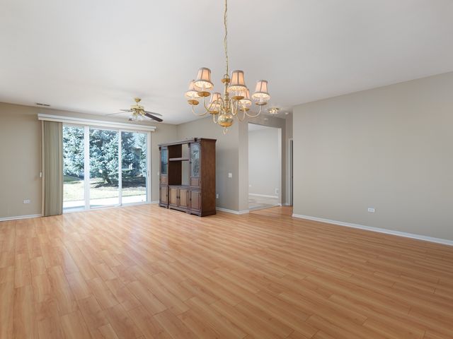 13390 Crestview Drive, Huntley, IL 60142