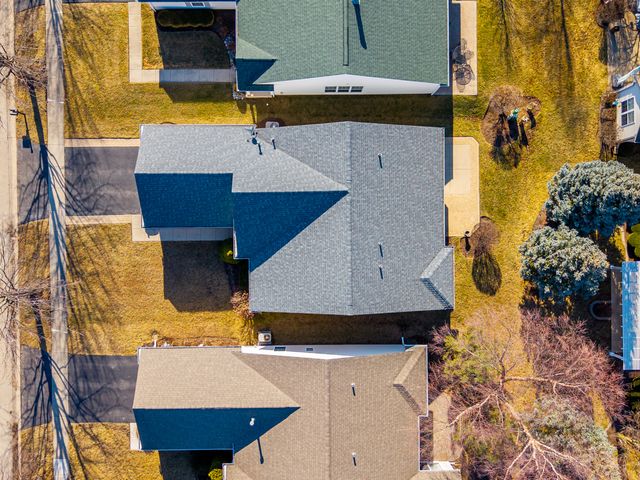 13390 Crestview Drive, Huntley, IL 60142