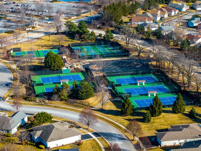 13390 Crestview Drive, Huntley, IL 60142