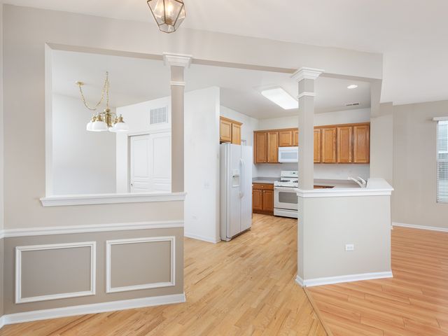 13390 Crestview Drive, Huntley, IL 60142