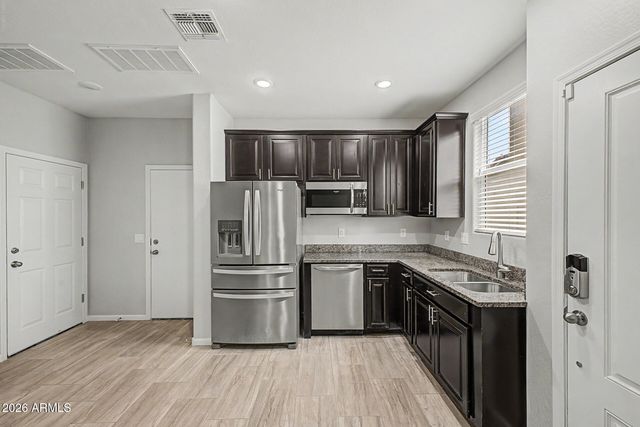 13027 W LAMAR Road, Glendale, AZ 85307