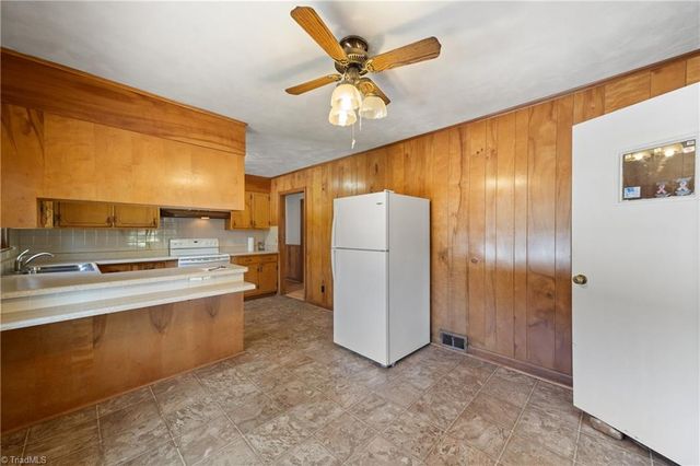 3211 NC Highway 8 S, Walnut Cove, NC 27052
