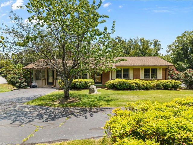 3211 NC Highway 8 S, Walnut Cove, NC 27052
