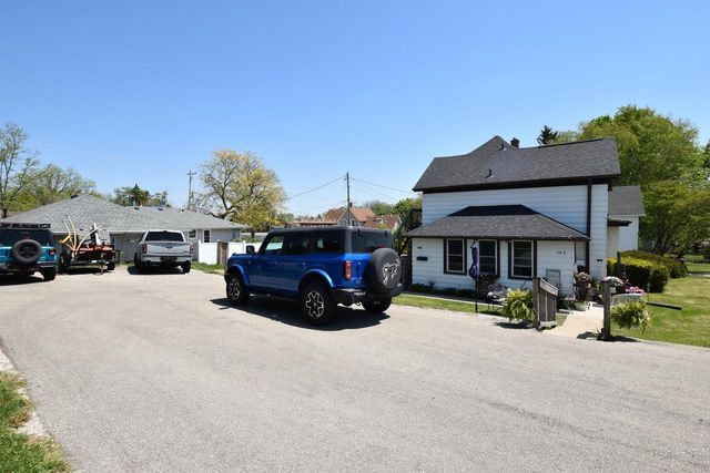 510 Main STREET, Waterford, WI 53185
