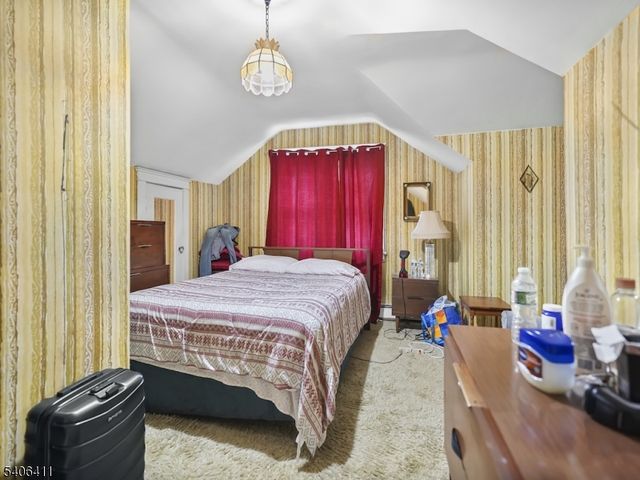 110 Gourley Ave, Clifton City, NJ 07013