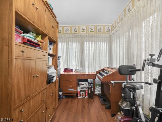 110 Gourley Ave, Clifton City, NJ 07013