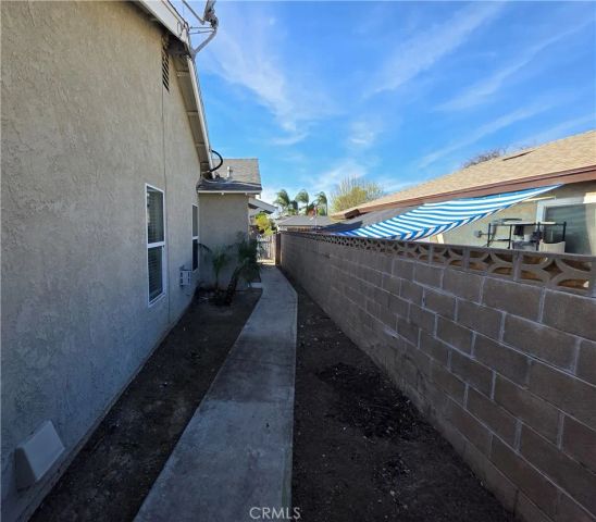 6848 Holbrook, Riverside, CA 92504