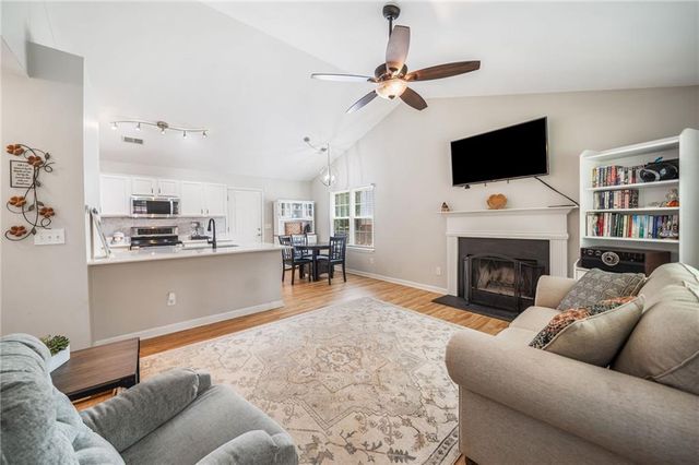 2199 Serenity NW Drive, Acworth, GA 30101