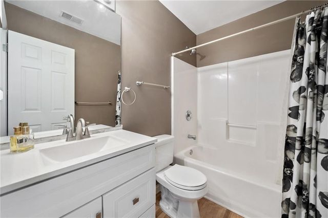 2199 Serenity NW Drive, Acworth, GA 30101