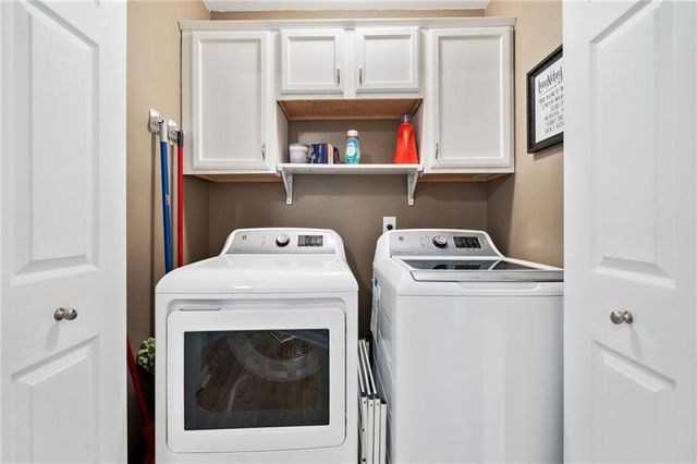 2199 Serenity NW Drive, Acworth, GA 30101