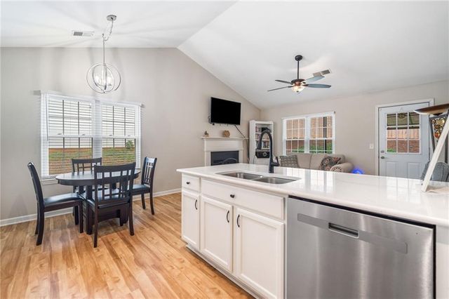 2199 Serenity NW Drive, Acworth, GA 30101