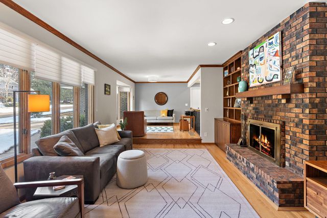 8047 Somerset Road, Woodbury, MN 55125