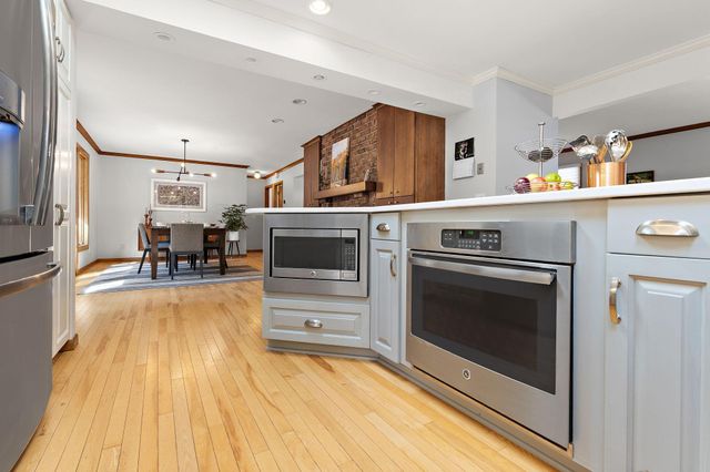 8047 Somerset Road, Woodbury, MN 55125