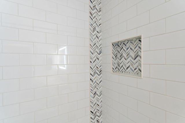 8047 Somerset Road, Woodbury, MN 55125