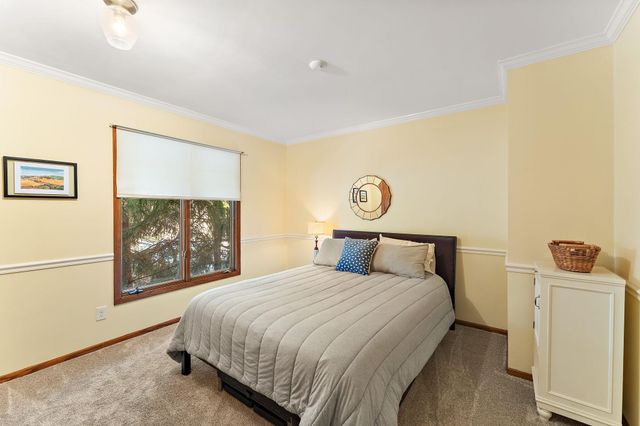 8047 Somerset Road, Woodbury, MN 55125