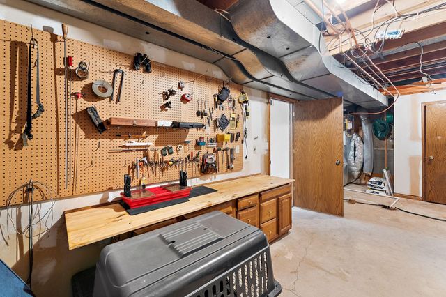 8047 Somerset Road, Woodbury, MN 55125