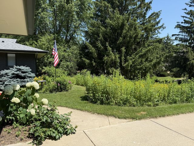 8047 Somerset Road, Woodbury, MN 55125