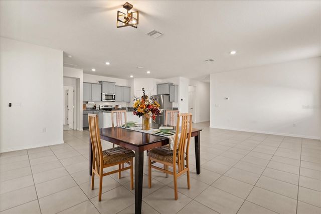 8104 PENROSE PLACE, Wildwood, FL 34785