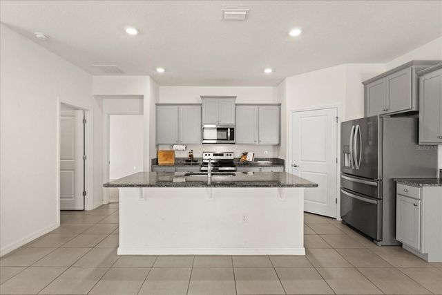 8104 PENROSE PLACE, Wildwood, FL 34785