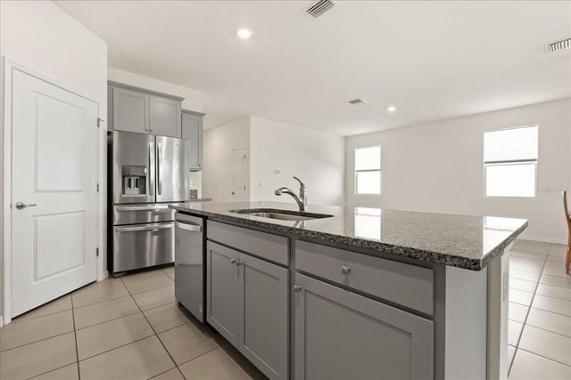 8104 PENROSE PLACE, Wildwood, FL 34785