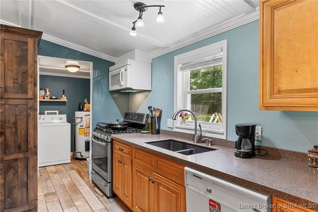 5044 N US 421, Madison, IN 47250