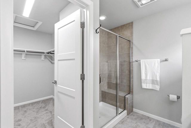 9725 Tawny Acorn Drive, Verona, WI 53593