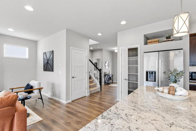 9725 Tawny Acorn Drive, Verona, WI 53593