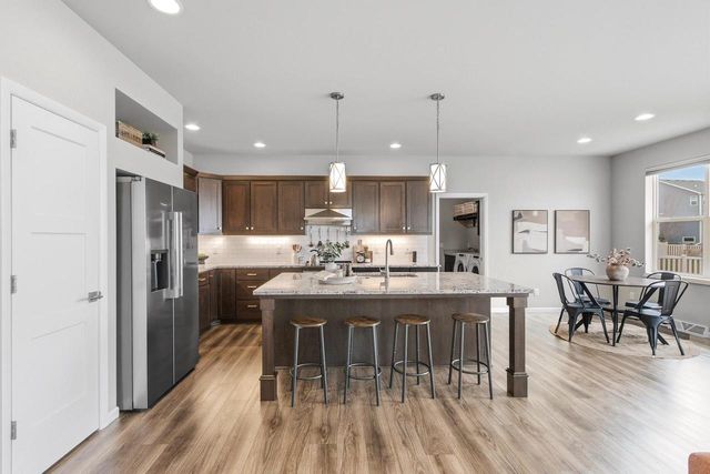 9725 Tawny Acorn Drive, Verona, WI 53593