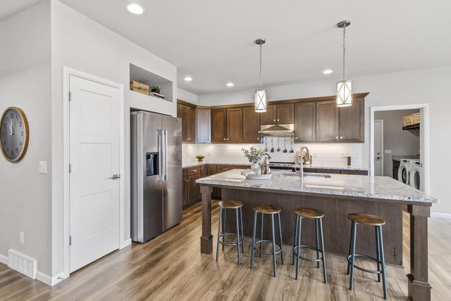 9725 Tawny Acorn Drive, Verona, WI 53593