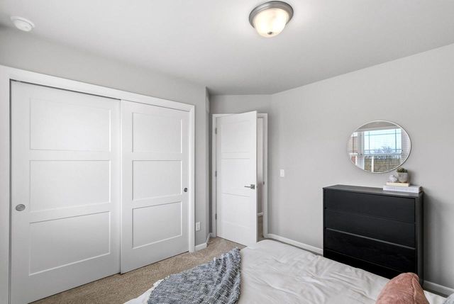 9725 Tawny Acorn Drive, Verona, WI 53593