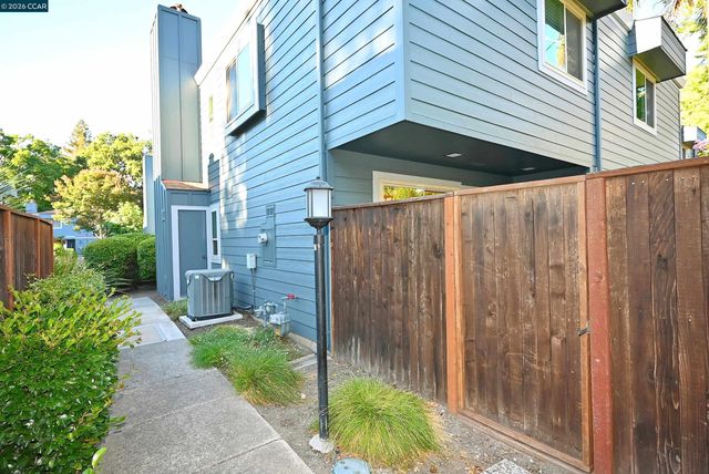 1290 Honey Trail, Walnut Creek, CA 94597