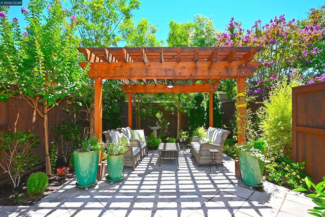 1290 Honey Trail, Walnut Creek, CA 94597