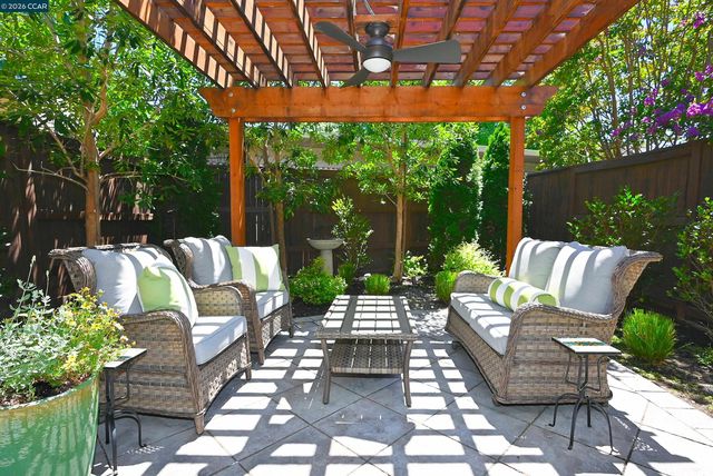 1290 Honey Trail, Walnut Creek, CA 94597