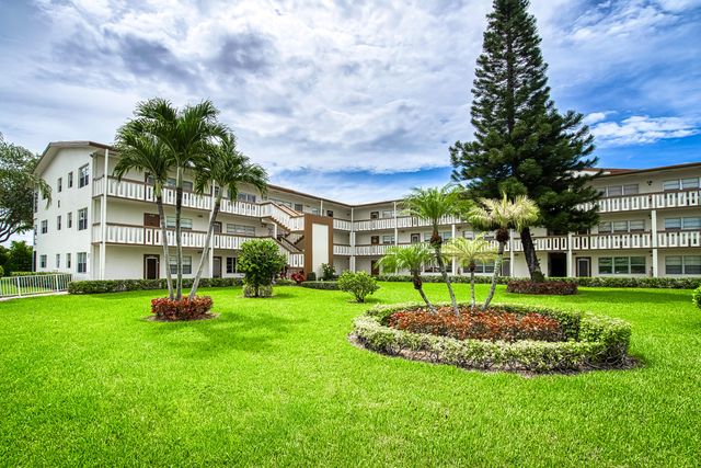 438 Mansfield K 438, Boca Raton, FL 33434