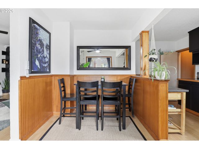 1636 Se 148TH Ave, Portland, OR 97233