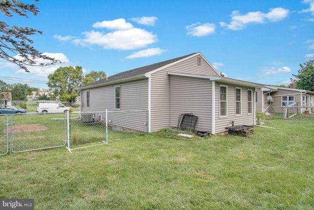 943 CAVALRY ST, Carlisle, PA 17013