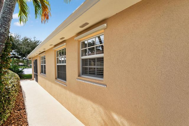 9177 SE Retreat Drive, Hobe Sound, FL 33455