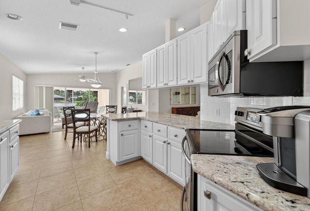 9177 SE Retreat Drive, Hobe Sound, FL 33455