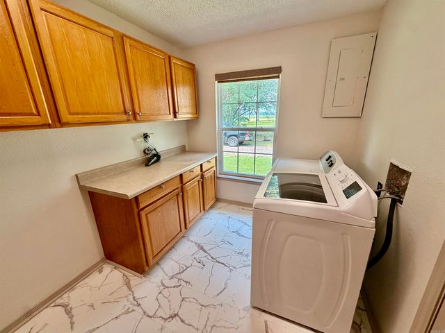 1407 S Trotter, Dermott, AR 71638