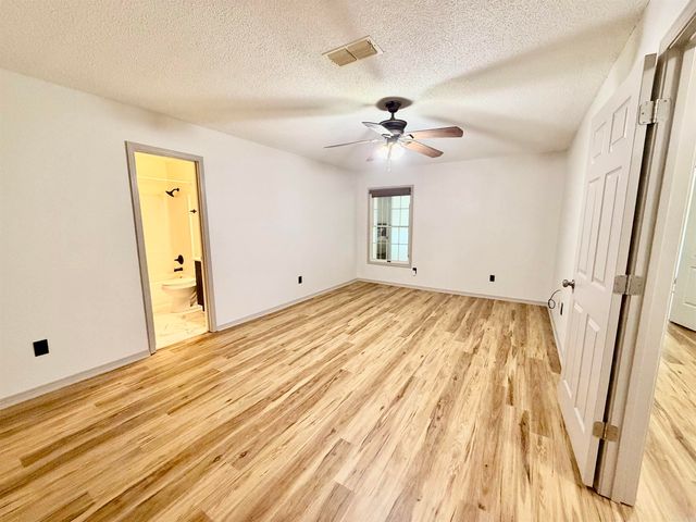 1407 S Trotter, Dermott, AR 71638
