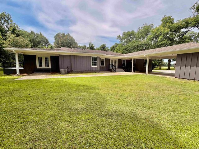 1407 S Trotter, Dermott, AR 71638