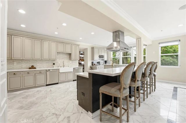 1067 Trevecca, Claremont, CA 91711