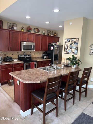 806 Heather Lane, Guilderland, NY 12009